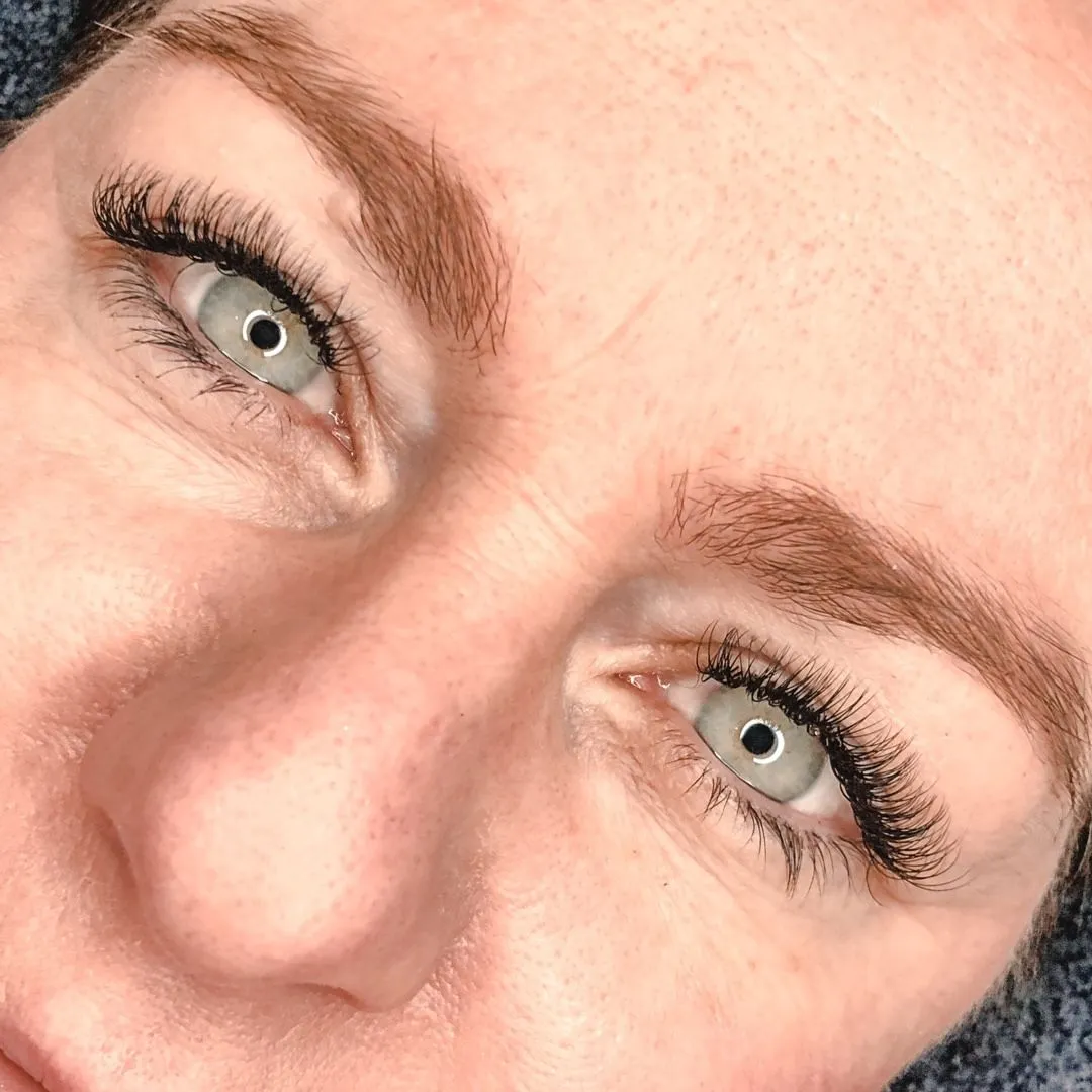 GOODBYE MASCARA HELLO LASHES 11 Technik sieht sehr natuerlich aus und trotzdem wird das Auge super hervorgehen beauty beautystudio
