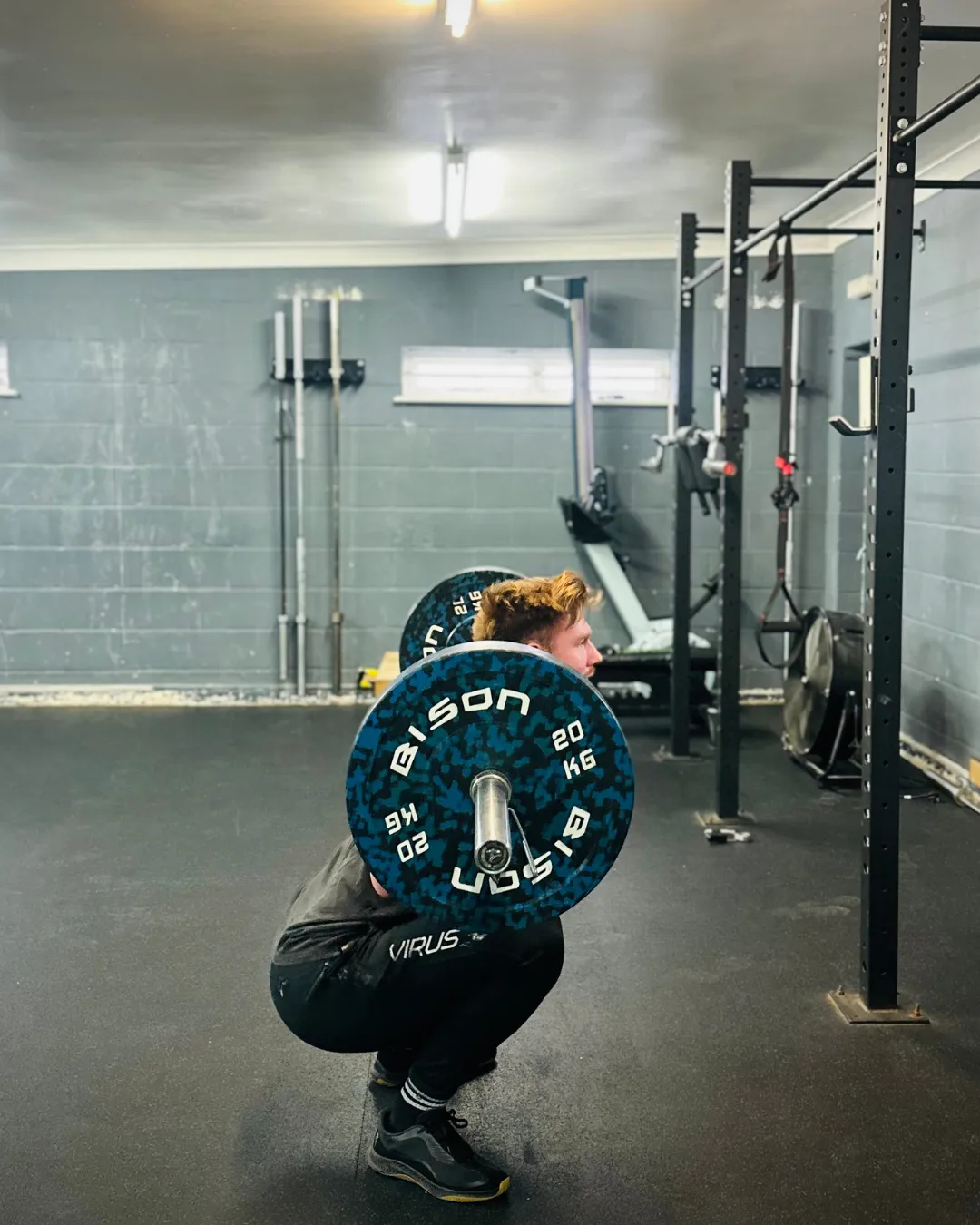 Photo ad squat sidethumbnail 4 3 png